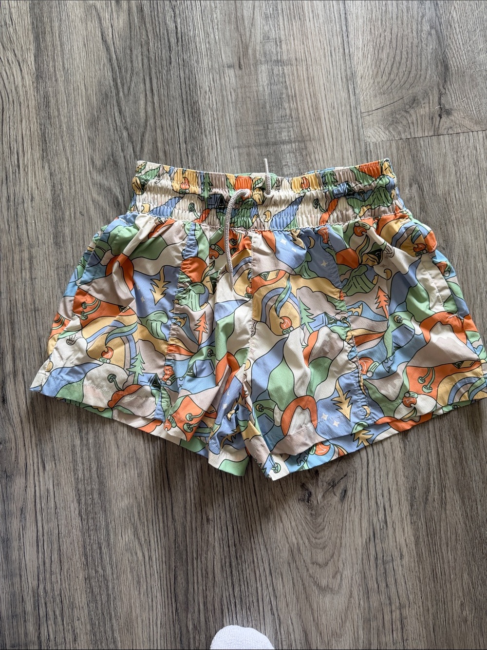 Columbia Women's Multicolor Abstract Shorts